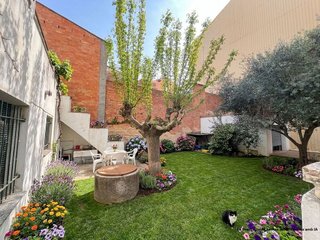 Casa pareada en venta en Santa Eugènia en Girona
