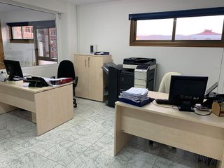 Oficina en venta en Calvario - Santa Rita en Vigo