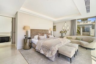 Chalet en alquiler en Las Lomas de Río Verde en Marbella