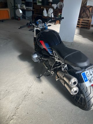BMW R nine T Urban GS Negra y Azul