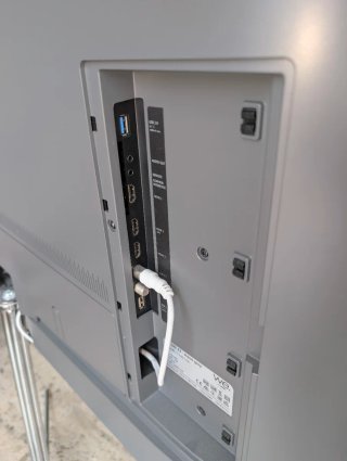 Smart TV Loewe We. SEE 43"