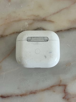 AirPods Blancos con Estuche