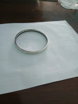 Bracciale rigido a cerchio