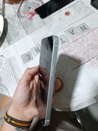 iPhone 16e Impecable (256GB)