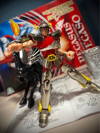Saint Seiya Pegasus V1 con Pandora Box