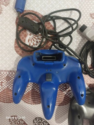 3 controller Nintendo 64 da riparare