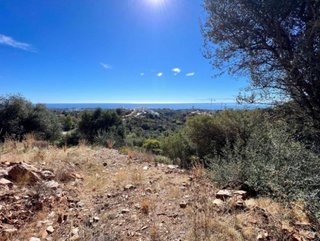 Terreno en venta en Los Monteros - Bahía de Marbella en Marbella