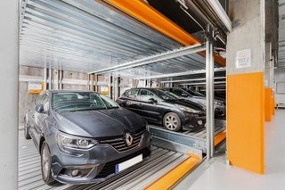 Garaje en venta en Ensanche en Coruña (A)