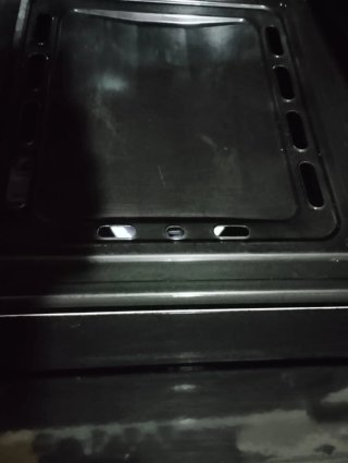 Cocina de gas butano blanca