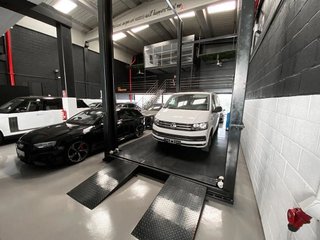 Local comercial en alquiler en Los Naranjos en Marbella