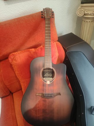 Guitarra Tramontana, Amplificador y Funda