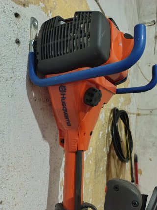 Desbrozadora Husqvarna profes. nueva con garantía