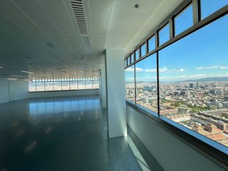 Oficina en alquiler en La Vila Olímpica del Poblenou en Barcelona