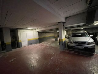 Garaje en venta en Centre en Girona