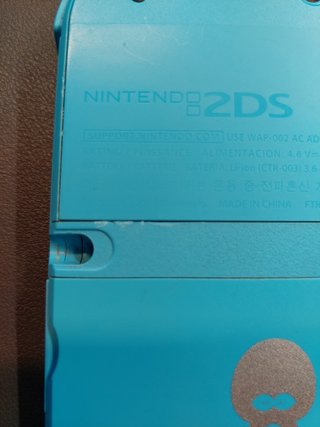 Nintendo 2DS Special Edition Pokemon Sole e Luna