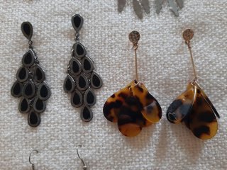Lote de pendientes variados