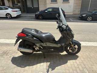 Yamaha X-Max 250 2008 con 78.000km