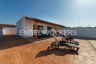 Casa pareada en alquiler en Núcleo Urbano en Chiclana de la Frontera