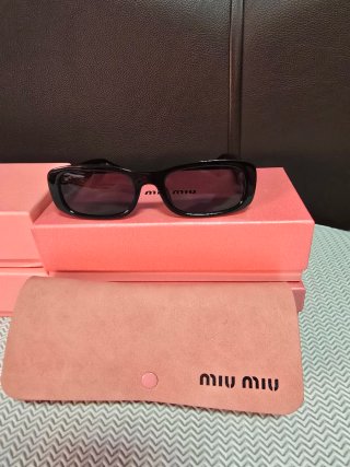Gafas Miu Miu Octagonales Doradas Rosadas