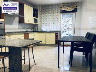 Casa adosada en venta en Guarda (A)