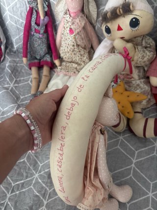 Muñecos artesanales hechos a mano