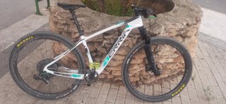 Berria Bravo Carbono MTB