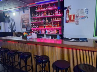 R-7940694 Traspaso Bar Musical en Sant Andreu