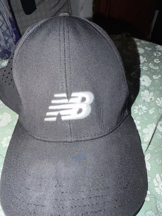 Gorro New Balance Negro