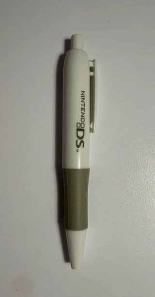 Nintendo DSi XL Edizione Super Mario 25th