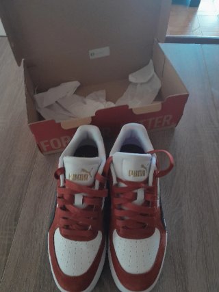 Scarpe Puma N 42 Bordeax e Bianche
