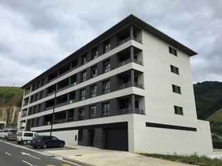 Garaje en venta en Ordizia