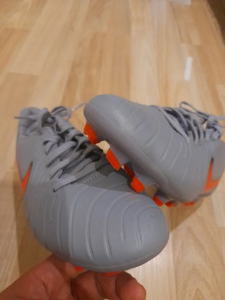 Zapatillas Fútbol Nike Tiempo Legend 10 Club