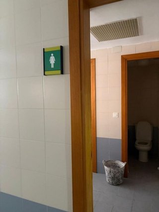 Local comercial en alquiler en El Molinillo - Capuchinos en Málaga