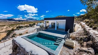 Chalet en venta en Pinós