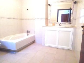 Casa adosada en venta en Brenes