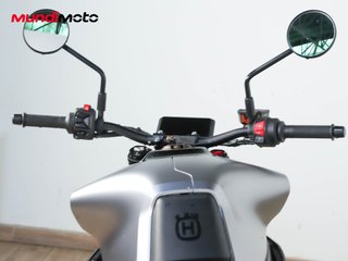 HUSQVARNA 801 VITPILEN
