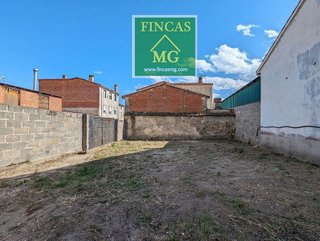 Terreno en venta en Candeleda