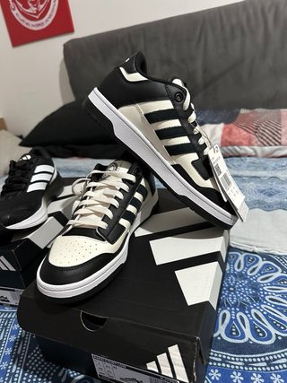 Adidas Rapid Court Low Tg 40