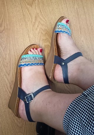 Sandalias cuña azul y plateadas