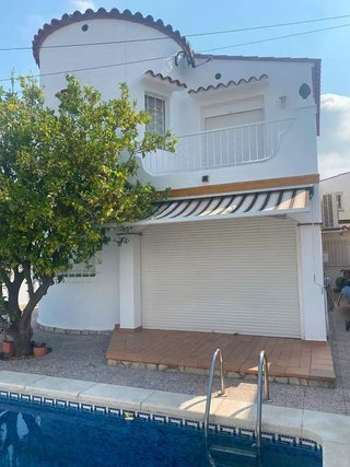 Chalet en venta en Empuriabrava en Castelló d´Empúries