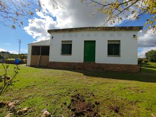 Chalet en venta en Cantillana