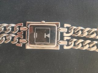 Reloj Guess mujer vintage.