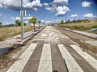 Terreno en venta en Poleares en Lucena