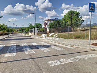 Terreno en venta en Poleares en Lucena