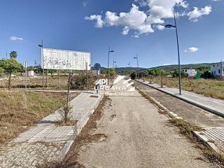 Terreno en venta en Poleares en Lucena