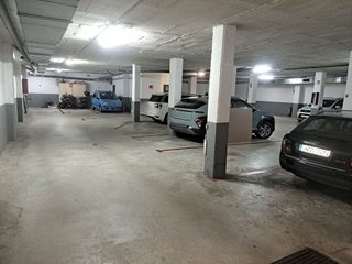 Garaje en venta en Camí de la Serra en Mataró