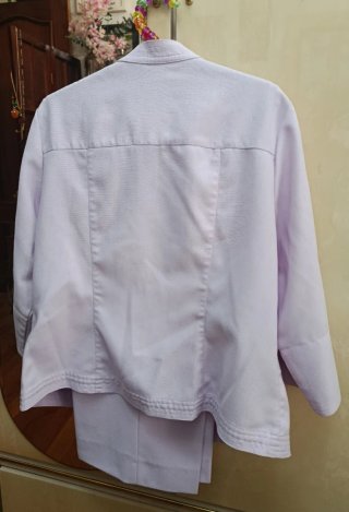 Traje pantalón verano lila