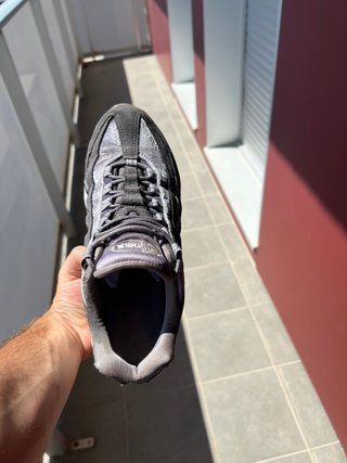 Nike Air Max 95 Terciopelo/Ante Gris