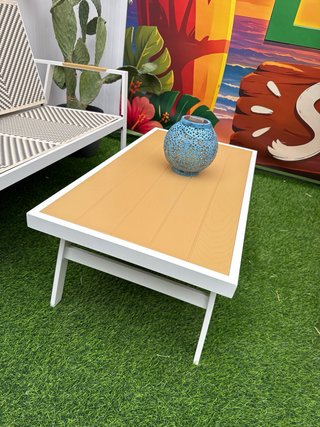 Conjunto exterior mesa y banco