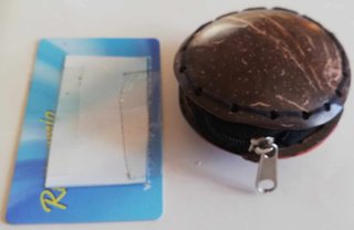 Portamonete fatto e dipinto a mano (coin purse)